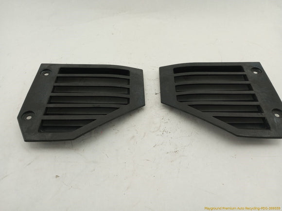 Hummer H2 Pair Of Front Fender Vent Grilles