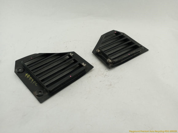 Hummer H2 Pair Of Front Fender Vent Grilles