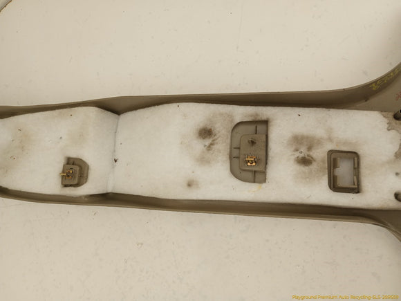 Hummer H2 Passenger Right B Pillar & D Pillar Trim Set