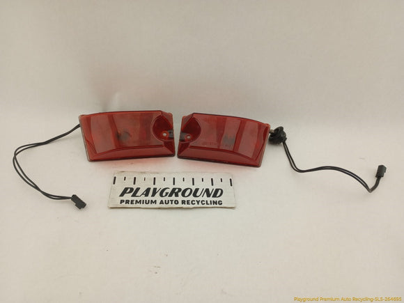 Hummer H2 Pair Of Rear Upper Roof Clearance Lamps