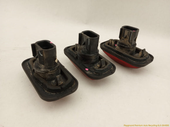 Hummer H2 Set Of Rear Center Roof Clearance Lamps