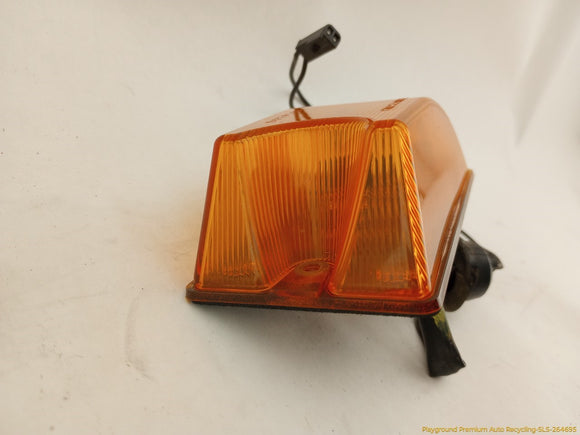 Hummer H2 Pair Of Front Upper Roof Clearance Lamps