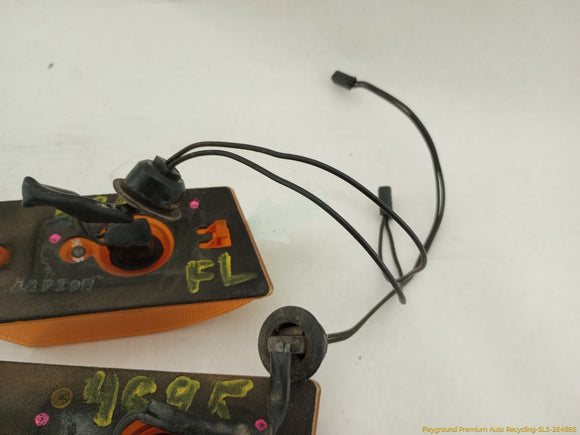 Hummer H2 Pair Of Front Upper Roof Clearance Lamps