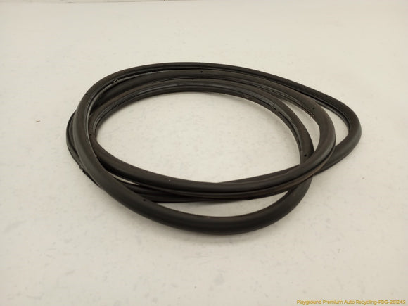 Porsche Cayenne Passenger Right Front Door Seal Weatherstrip