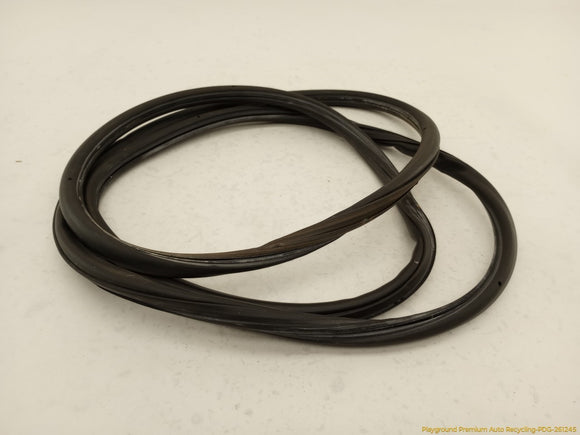 Porsche Cayenne Driver Left Front Door Seal Weatherstrip
