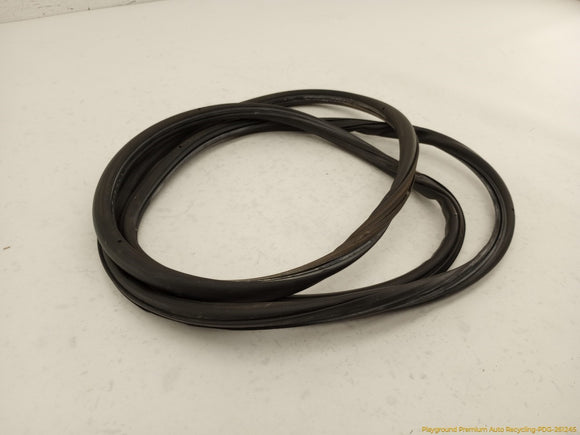 Porsche Cayenne Driver Left Front Door Seal Weatherstrip