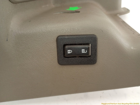 Hummer H2 Passenger Right Rear Quarter Trim