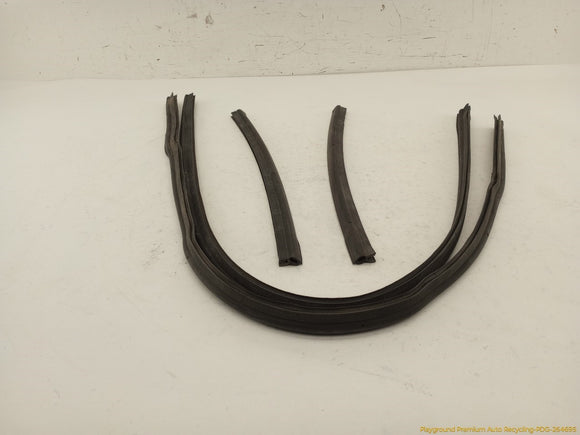 Hummer H2 Set Of Under Hood Seal Weatherstrips