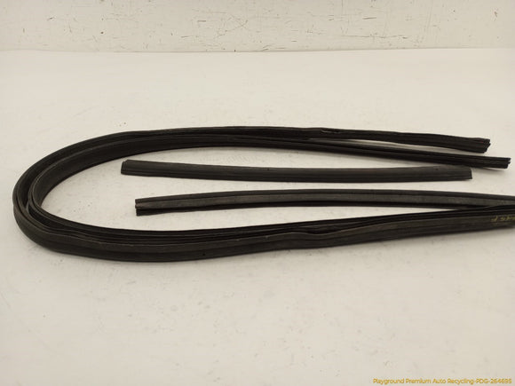 Hummer H2 Set Of Under Hood Seal Weatherstrips