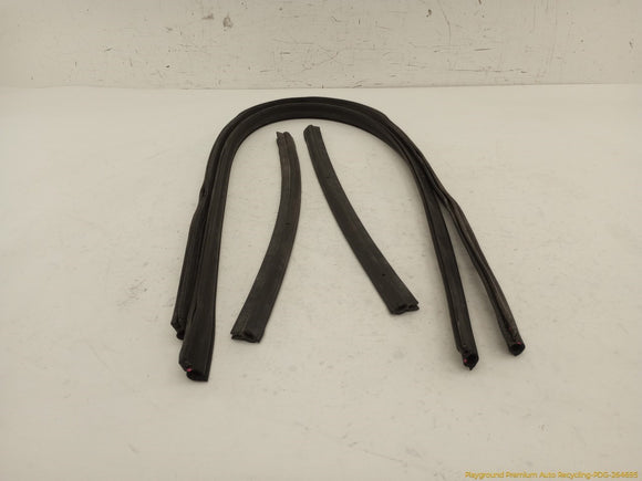 Hummer H2 Set Of Under Hood Seal Weatherstrips