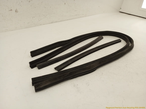 Hummer H2 Set Of Under Hood Seal Weatherstrips