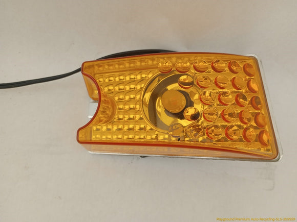 Hummer H2 Pair Of Front Upper Roof Clearance Lamps