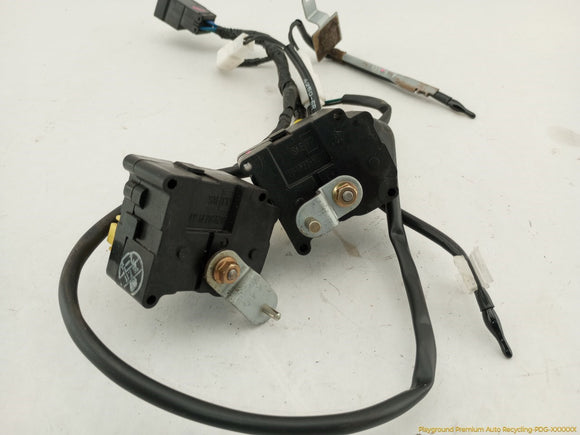 Jaguar XK8 Pair Of Heater Vent Flap Actuators