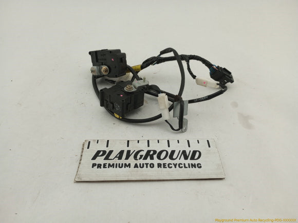 Jaguar XK8 Pair Of Heater Vent Flap Actuators