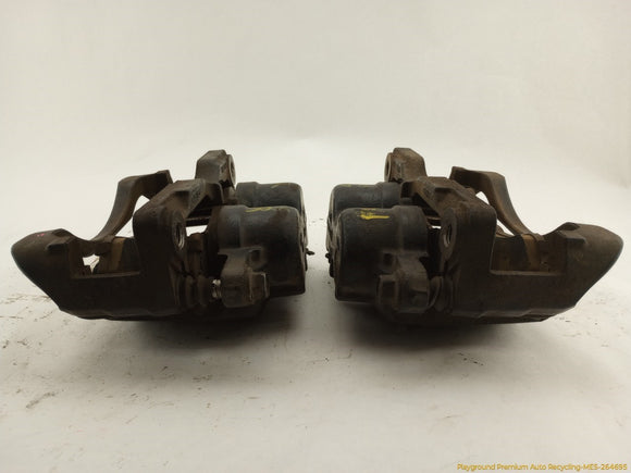 Hummer H2 Pair Of Front Brake Calipers