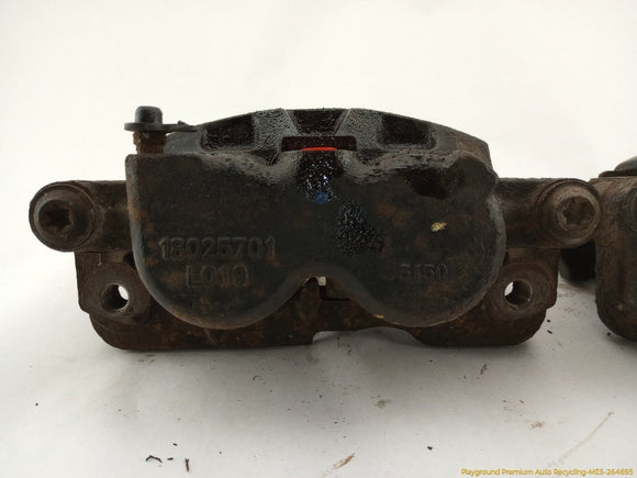 Hummer H2 Pair Of Rear Brake Calipers