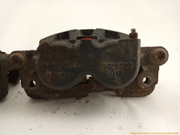 Hummer H2 Pair Of Rear Brake Calipers