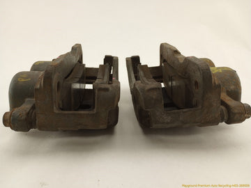 Hummer H2 Pair Of Rear Brake Calipers - 0