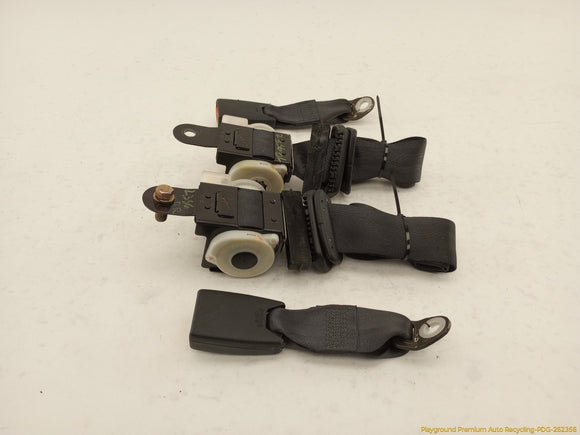 Honda Prelude Set Of Rear Seat Belt Buckles & Retractors