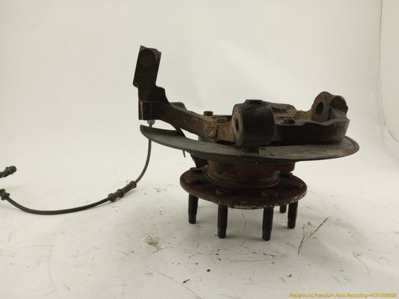 Hummer H2 Passenger Right Front Spindle Knuckle Hub