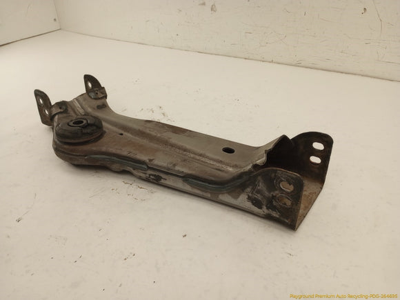 Hummer H2 Front Differential Lower Crossmember Support Bracket