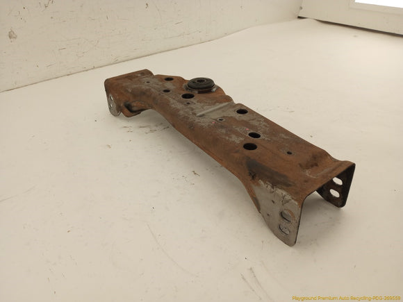 Hummer H2 Front Differential Lower Crossmember Support Bracket
