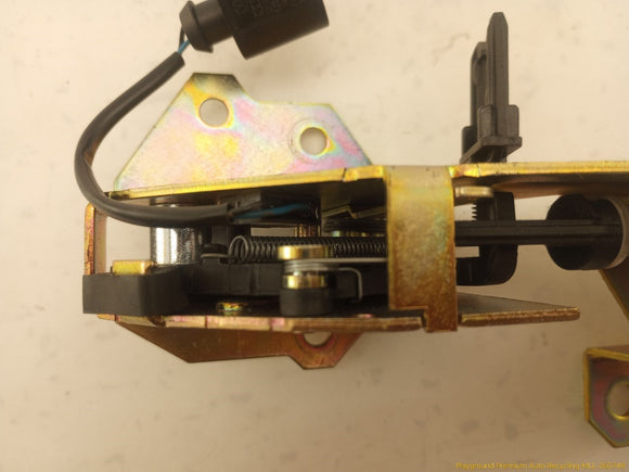 Porsche Cayenne Tailgate Glass Window Latch Lock Actuator