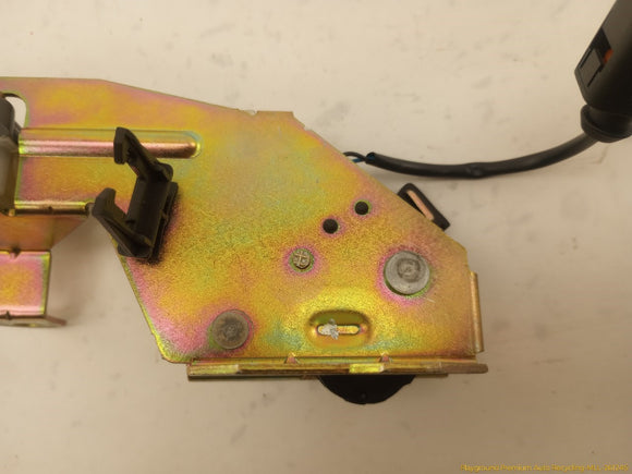 Porsche Cayenne Tailgate Glass Window Latch Lock Actuator