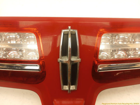Lincoln MKT Liftgate Center Tail Lamp