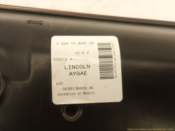 Lincoln MKT Liftgate Center Tail Lamp