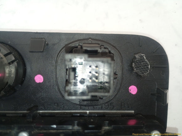 Lincoln MKT Rear Tailgate & 3rd Row Seat Stow Switch