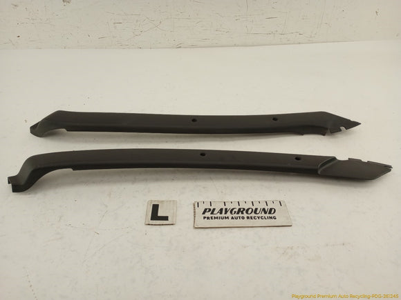 Porsche Cayenne Pair Of Tailgate Side Trim Cover