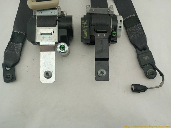Lincoln MKT Pair Of Front Seat Belt Retractors