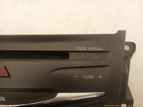 Lincoln MKT Radio & Climate Control Panel