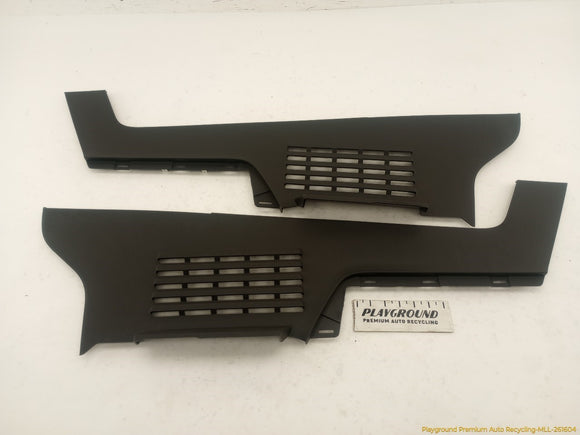 Lincoln MKT Pair Of Rear Center Console Side Trim