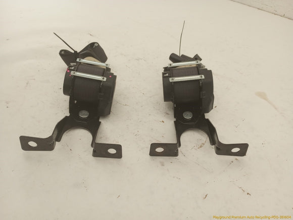 Lincoln MKT Pair Of Rear Seat Belt Retractors
