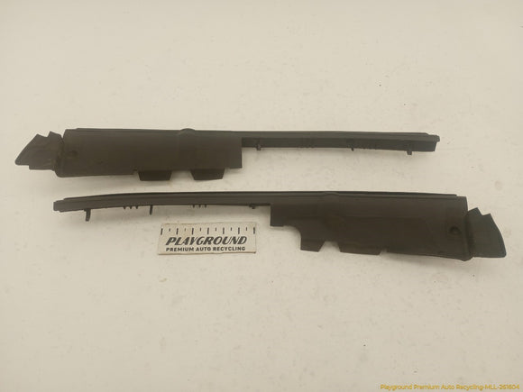 Lincoln MKT Pair Of Front Fender Fillers