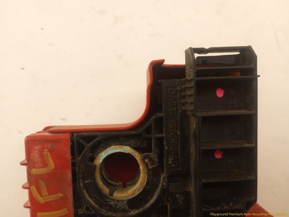 Lincoln MKT Positive Battery Terminal Block