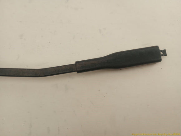 Lincoln MKT Pair Of Windshield Wiper Arms