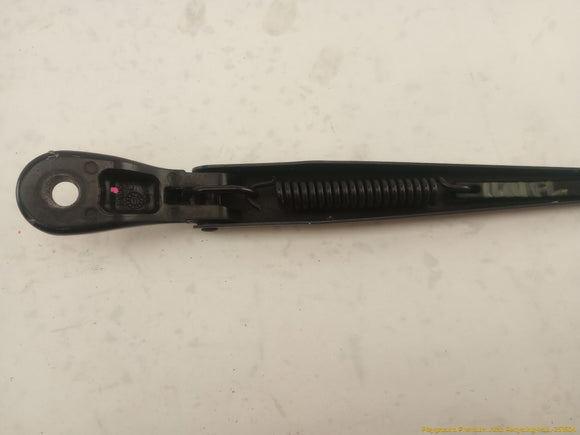 Lincoln MKT Pair Of Windshield Wiper Arms