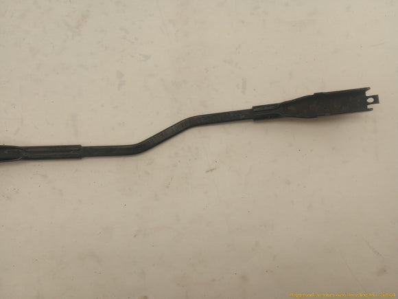 Lincoln MKT Pair Of Windshield Wiper Arms