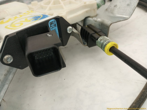 Lincoln MKT Passenger Right Front Door Window Regulator