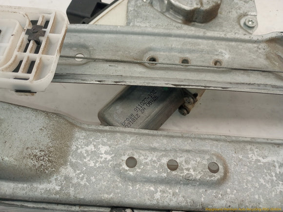 Lincoln MKT Passenger Right Front Door Window Regulator