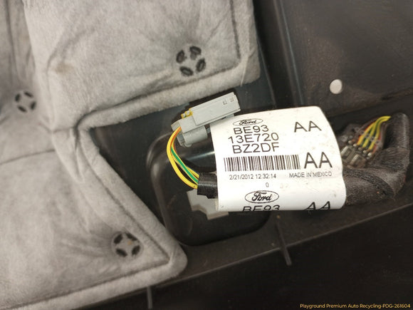 Lincoln MKT Passenger Right Front Lower Dash Knee Trim