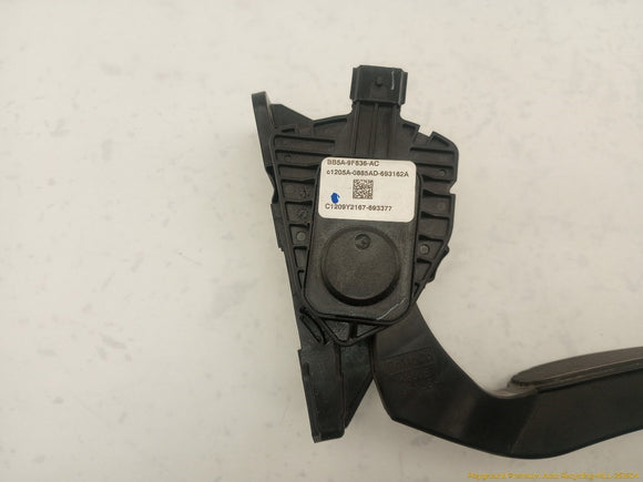 Lincoln MKT Accelerator Gas Pedal