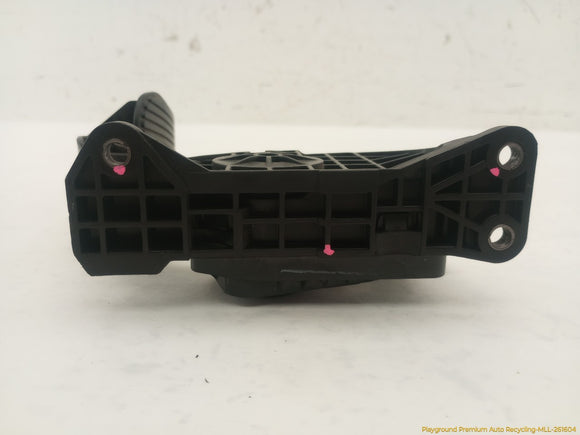 Lincoln MKT Accelerator Gas Pedal