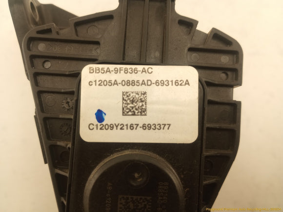 Lincoln MKT Accelerator Gas Pedal