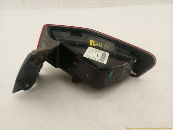 Lincoln MKT Driver Left Tail Lamp