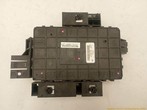 Lincoln MKT Cabin Fuse Box