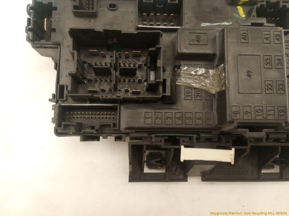 Lincoln MKT Cabin Fuse Box